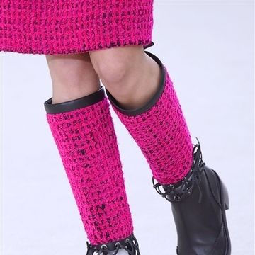 Textile, Magenta, Pink, Red, Purple, Style, Fashion, Costume accessory, Black, Leather, 