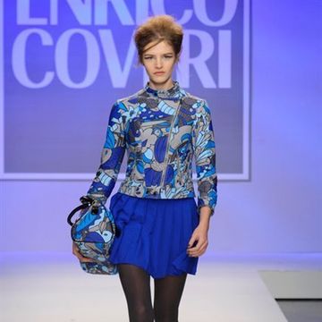 Clothing, Human, Blue, Sleeve, Human body, Fashion show, Shoulder, Joint, Outerwear, Fashion model, 