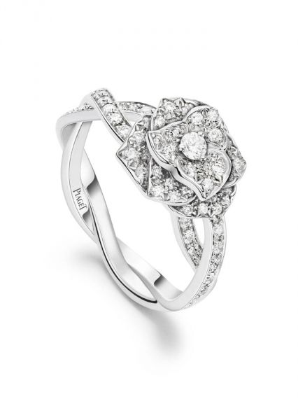 Jewellery, Photograph, Engagement ring, Pre-engagement ring, Fashion accessory, Ring, Diamond, Fashion, Metal, Wedding ring, 