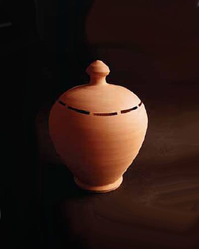 Brown, Peach, Pottery, Artifact, earthenware, Tan, Creative arts, Ceramic, Still life photography, Vase, 