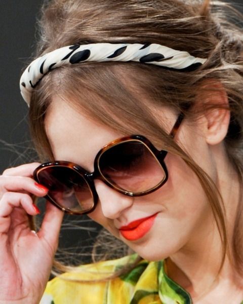 Eyewear, Hair, Vision care, Glasses, Lip, Hairstyle, Sunglasses, Goggles, Style, Hair accessory, 