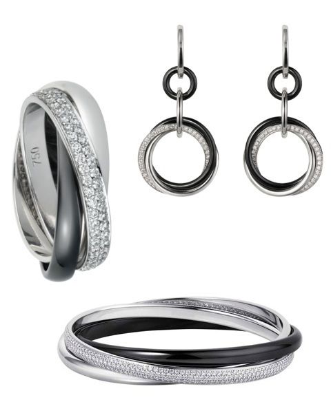 Product, Earrings, Metal, Jewellery, Body jewelry, Natural material, Ring, Circle, Silver, Still life photography, 