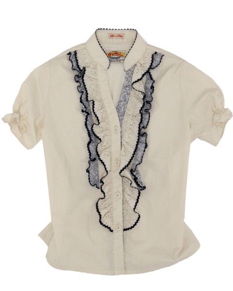 Product, Collar, Sleeve, White, Neck, Beige, Fashion design, Active shirt, Clothes hanger, Button, 