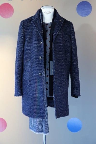 Clothing, Blue, Coat, Sleeve, Collar, Textile, Outerwear, Balloon, Pattern, Style, 