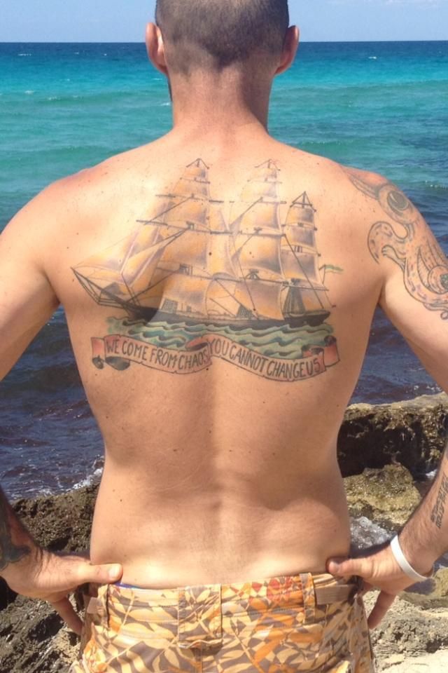 Arm, Tattoo, Shoulder, Back, Barechested, Summer, Muscle, Ocean, Trunk, Elbow, 