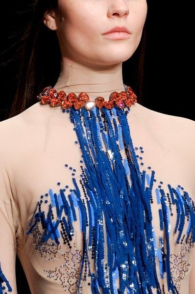 Blue, Hairstyle, Shoulder, Earrings, Style, Electric blue, Body jewelry, Beauty, Fashion, Neck, 