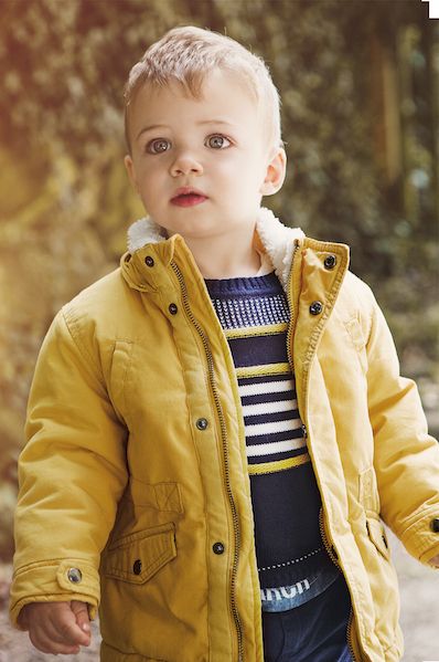Clothing, Jacket, Sleeve, Textile, Outerwear, Child, Street fashion, People in nature, Fashion, Toddler, 