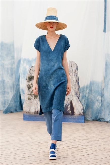 Clothing, Blue, Hat, Sleeve, Shoulder, Textile, Joint, Style, Dress, Fashion show, 