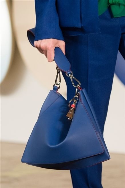 Blue, Bag, Textile, Electric blue, Style, Cobalt blue, Fashion accessory, Shoulder bag, Fashion, Luggage and bags, 