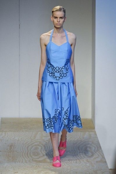 Blue, Shoulder, Human leg, Textile, Joint, Style, One-piece garment, Dress, Electric blue, Fashion, 