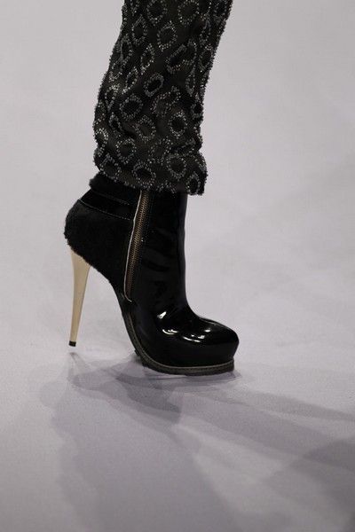 High heels, White, Style, Black, Sandal, Foot, Basic pump, Fashion design, Leather, Ankle, 