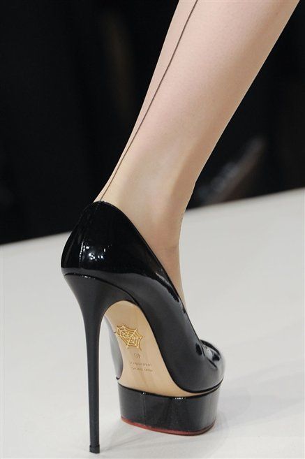 Footwear, High heels, Joint, Sandal, Basic pump, Fashion, Black, Tan, Foot, Beige, 