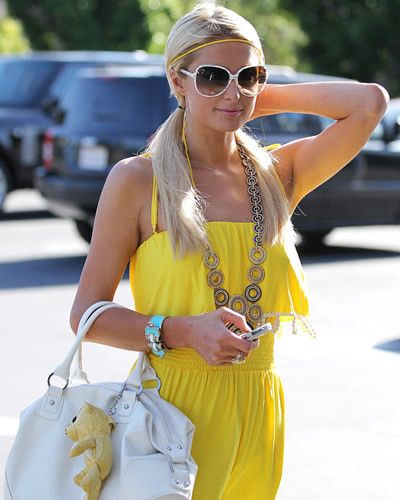 Eyewear, Glasses, Vision care, Yellow, Sunglasses, Fashion accessory, Bag, Goggles, Summer, Style, 