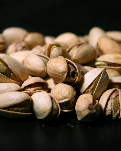 Ingredient, Pistachio, Produce, Seed, Nuts & seeds, Natural foods, Whole food, Natural material, Still life photography, Hazelnut, 