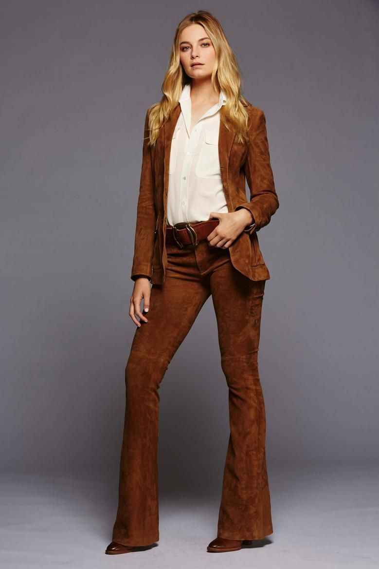 Brown, Sleeve, Collar, Human body, Trousers, Shoulder, Khaki, Textile, Standing, Joint, 