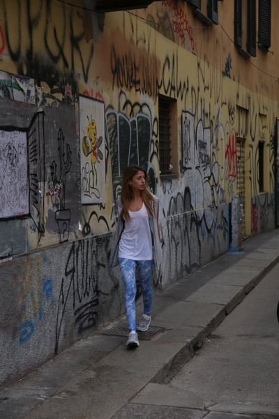Trousers, Denim, Jeans, Graffiti, Wall, Style, Street, Street fashion, Street art, Paint, 