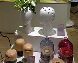 Product, Technology, Plastic, Artifact, Drinking water, Artificial flower, Vase, Bouquet, Cut flowers, Flower Arranging, 