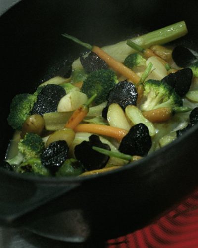 Food, Produce, Ingredient, Cuisine, Vegetable, Tableware, Recipe, Bowl, Natural foods, Leaf vegetable, 