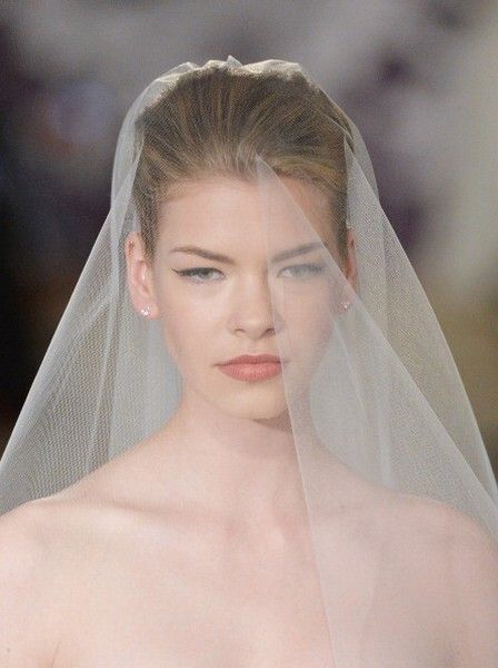 Clothing, Bridal veil, Veil, Lip, Bridal clothing, Skin, Forehead, Bridal accessory, Eyebrow, Photograph, 