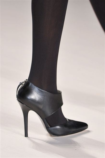 Footwear, High heels, Fashion, Leather, Sandal, Fashion design, Silver, Basic pump, Foot, Court shoe, 