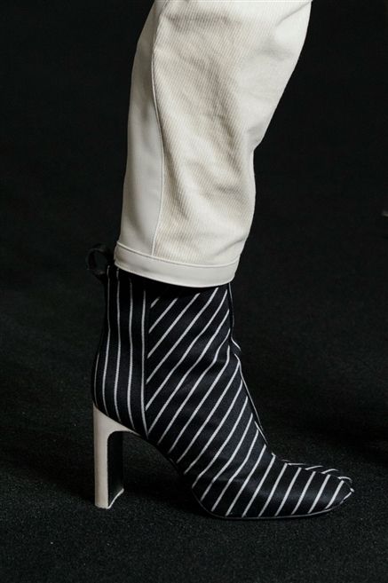 Human leg, Textile, Joint, White, Style, Black, Darkness, Leather, Fashion design, Court shoe, 