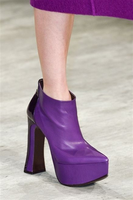Footwear, Purple, High heels, Human leg, Lavender, Pink, Violet, Magenta, Fashion, Basic pump, 
