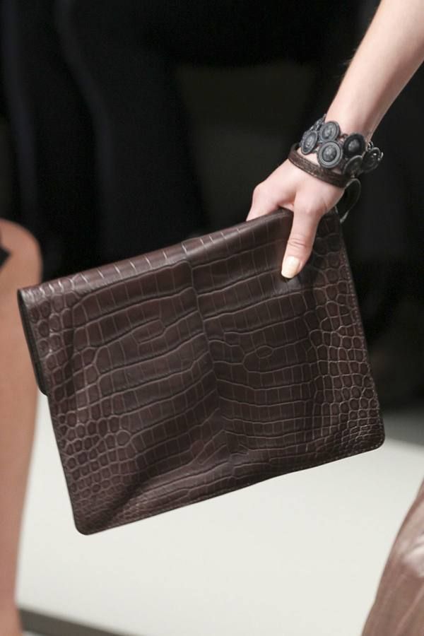 Brown, Product, Textile, Bag, Style, Wrist, Fashion accessory, Fashion, Shoulder bag, Watch, 