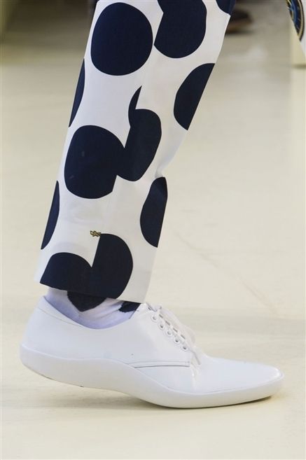 Blue, White, Carmine, Walking shoe, Fashion design, Boot, Balance, 