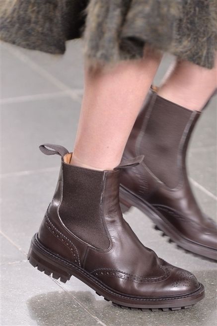 Footwear, Brown, Shoe, Human leg, Joint, Tan, Fashion, Street fashion, Leather, Liver, 