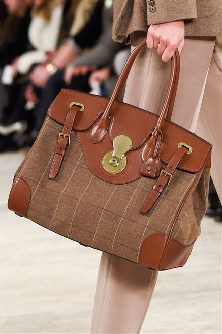 Brown, Bag, Textile, Khaki, Style, Tan, Fashion accessory, Luggage and bags, Leather, Shoulder bag, 