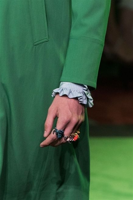 Green, Finger, Sleeve, Collar, Hand, Wrist, Jewellery, Bracelet, Blazer, Cuff, 