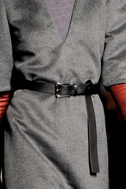 Sleeve, Collar, Style, Pocket, Cuff, Belt, Button, Strap, Suit trousers, Belt buckle, 