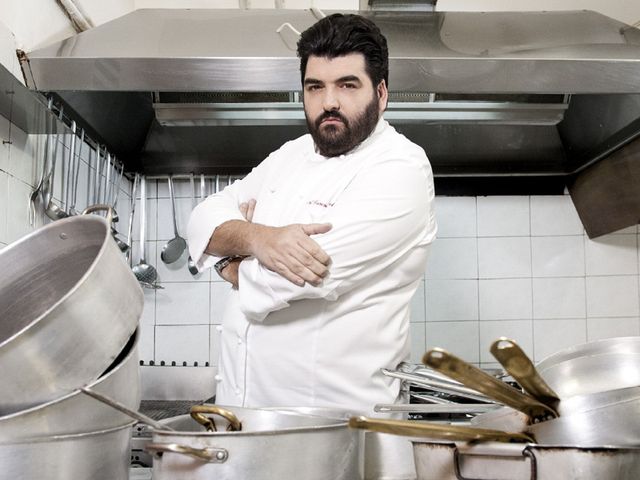Beard, Cookware and bakeware, Cook, Cooking, Service, Chef, Moustache, Facial hair, Kitchen, Metal, 