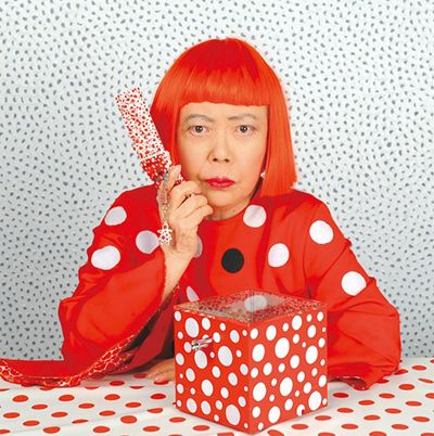 Pattern, Polka dot, Bangs, Costume, Wig, Hime cut, Red hair, Makeover, Hair coloring, Folk instrument, 