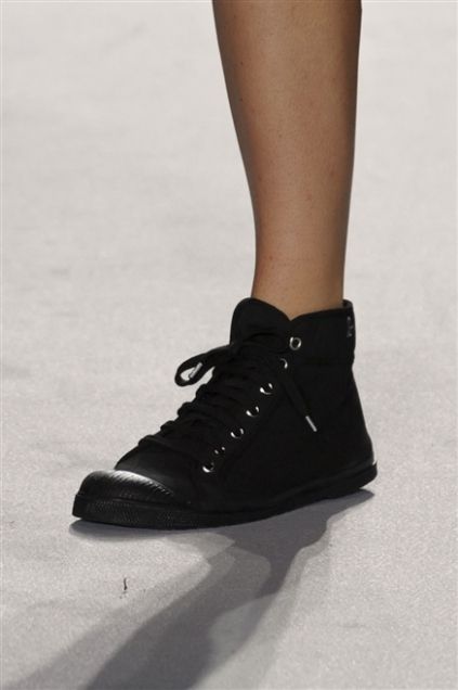 Human leg, White, Style, Fashion, Carmine, Black, Grey, Calf, Walking shoe, Monochrome, 