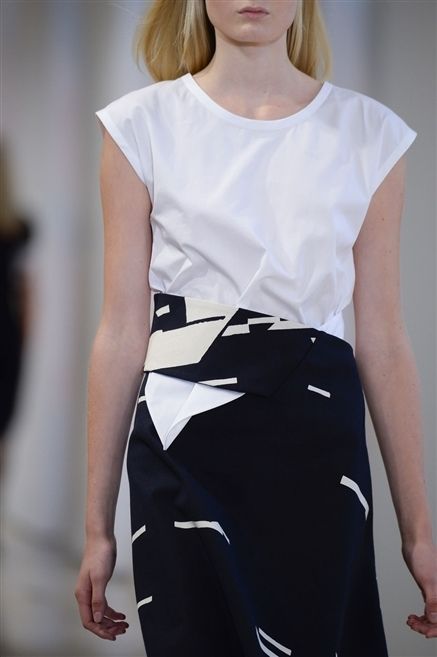 Shoulder, Joint, White, Fashion show, Style, Fashion model, Waist, Fashion, Model, Street fashion, 