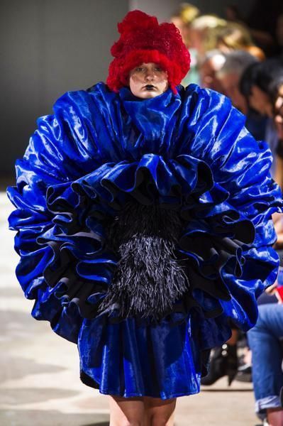 Blue, Electric blue, Costume design, Headgear, Costume accessory, Fashion, Cobalt blue, Costume, Fur, Natural material, 