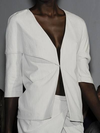 Collar, Sleeve, Dress shirt, Shoulder, Textile, White, Formal wear, Fashion, Button, Pocket, 