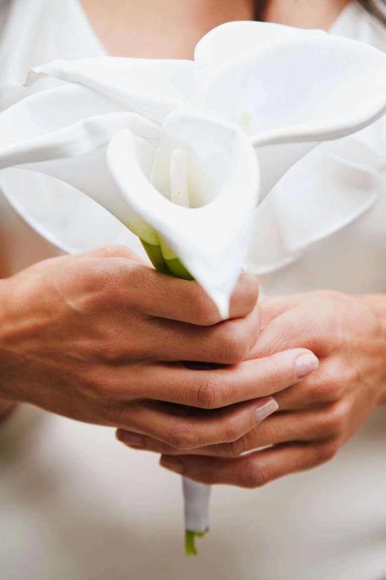 Finger, Hand, Petal, Nail, Gesture, Cut flowers, Wedding ceremony supply, Artificial flower, Bride, Love, 