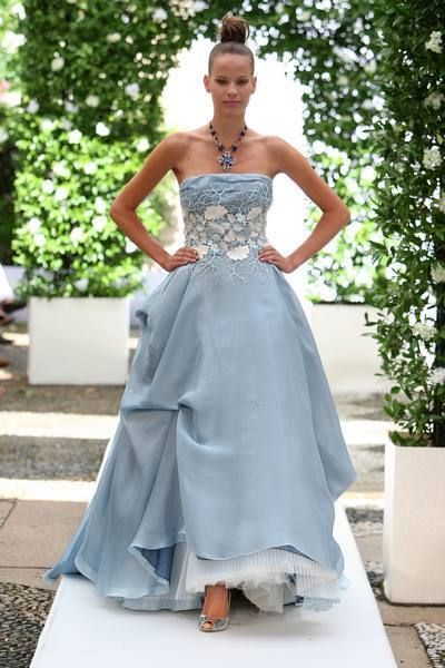 Clothing, Dress, Shoulder, Textile, Joint, Standing, Gown, Formal wear, Bridal clothing, Style, 
