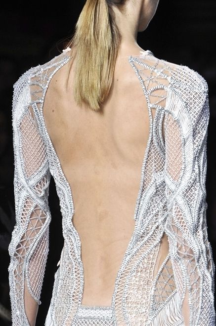Shoulder, Joint, Style, Back, Neck, Blond, Chest, Long hair, Fashion design, Lace, 