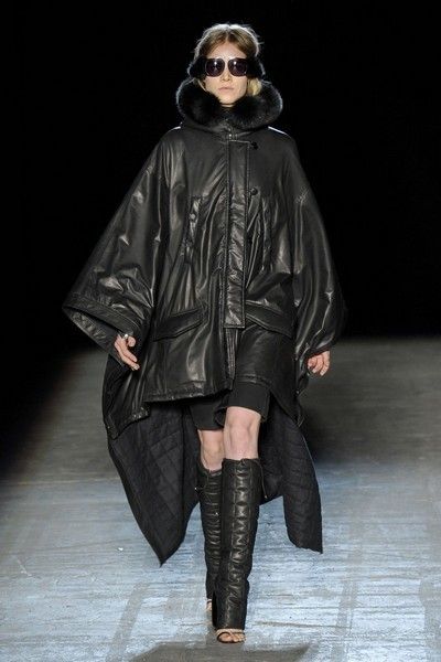 Clothing, Jacket, Textile, Joint, Outerwear, Style, Fashion model, Fashion show, Leather, Sunglasses, 