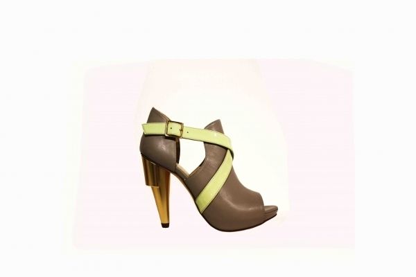 Brown, Sandal, High heels, Tan, Basic pump, Foot, Leather, Beige, Dancing shoe, Court shoe, 