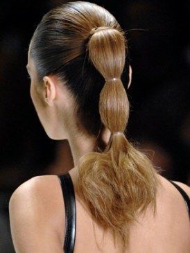 Hair, Brown, Hairstyle, Shoulder, Style, Beauty, Back, Long hair, Neck, Blond, 