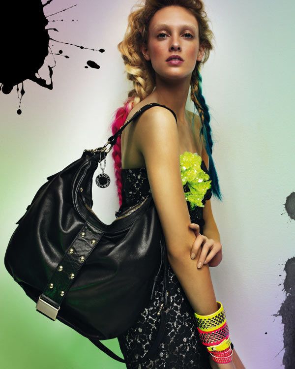 Bag, Style, Shoulder bag, Fashion, Luggage and bags, Fashion model, Day dress, Model, Long hair, Hobo bag, 