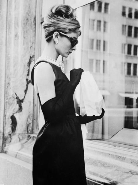 Hairstyle, Dress, Style, Monochrome, Monochrome photography, Formal wear, Black-and-white, Fashion, One-piece garment, Day dress, 