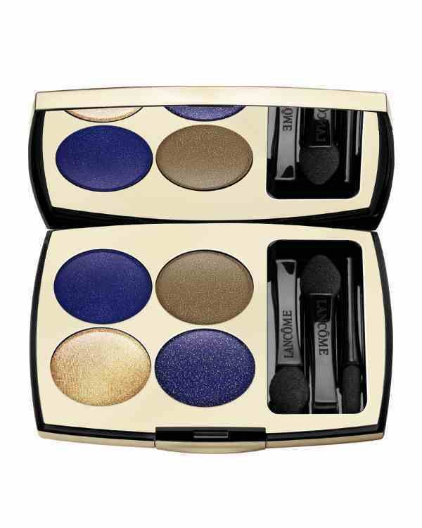 Eye shadow, Paint, Cosmetics, Tints and shades, Electric blue, Art paint, Circle, Box, Painting, Brush, 