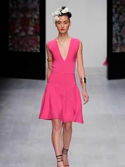 Clothing, Human leg, Shoulder, Dress, Joint, Pink, Style, One-piece garment, Fashion accessory, Fashion show, 