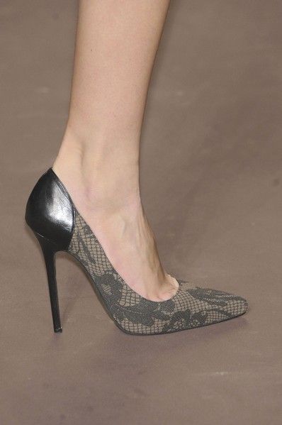Footwear, High heels, Human leg, Joint, Sandal, Basic pump, Fashion, Foot, Black, Grey, 
