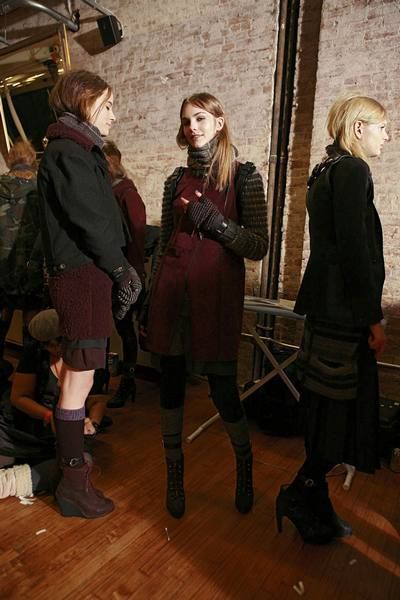 Leg, Riding boot, Boot, Fashion, Street fashion, Knee-high boot, Blond, Leather, Wood flooring, Overcoat, 